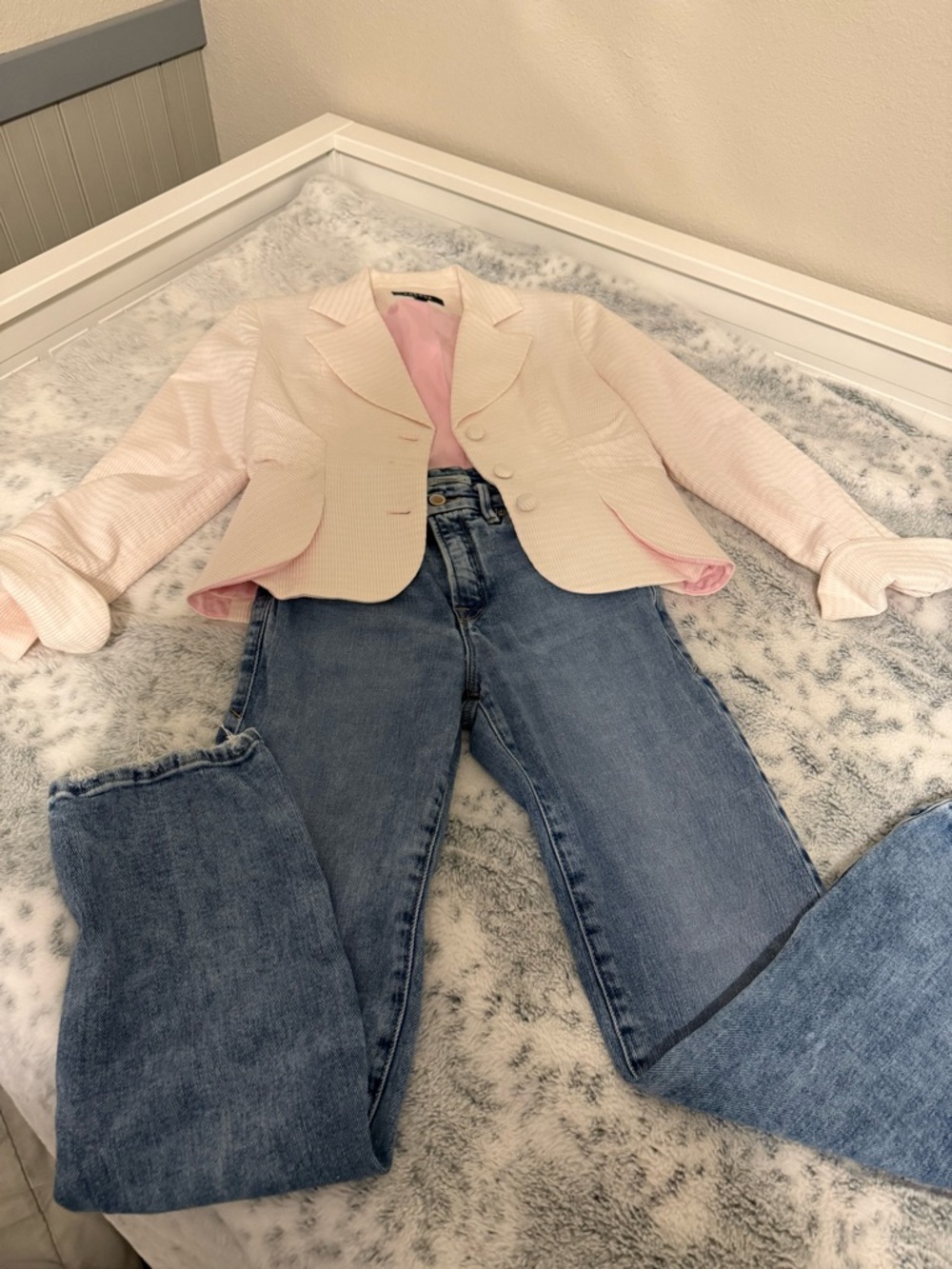 Good American Jeans (size 0) Pale Pink Cropped Blazer (size 4P) Bundle